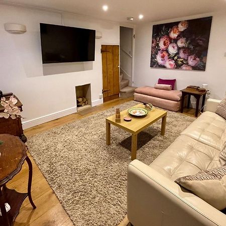 Quaint 2 Bed Cottage In The Heart Of Cambridge Exterior foto