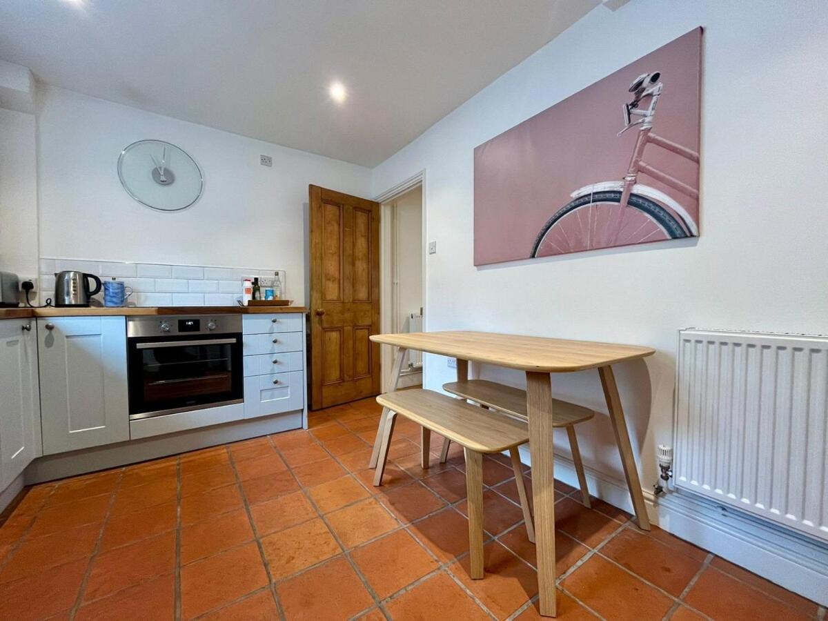 Quaint 2 Bed Cottage In The Heart Of Cambridge Exterior foto