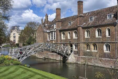 Quaint 2 Bed Cottage In The Heart Of Cambridge Exterior foto